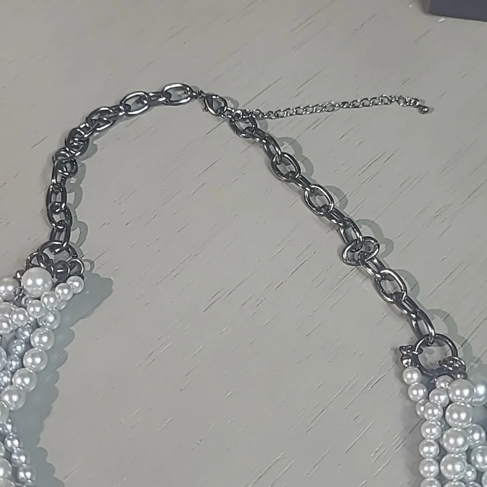 Gun Metal Gray Chunky Chain With Gray Faux Pearl Necklace